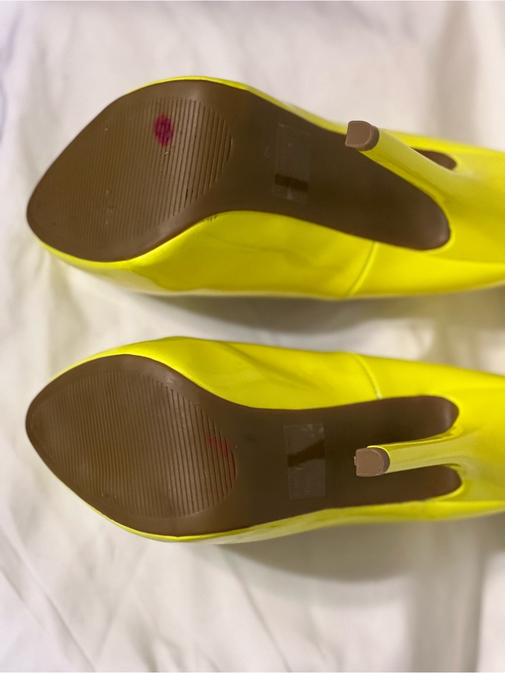 Charlotte Russe Neon Yellow Patent Platform Stiletto Pumps - Picture 4 of 4